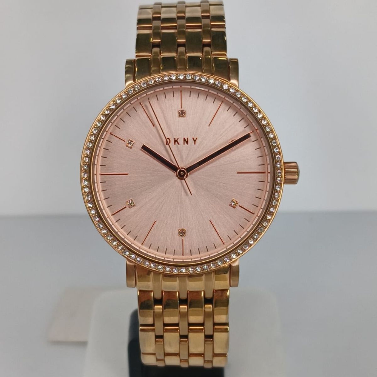 DKNY SAT 2608 - Image 2