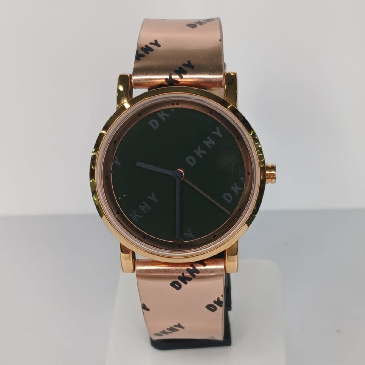 DKNY SAT 2804 - Image 2
