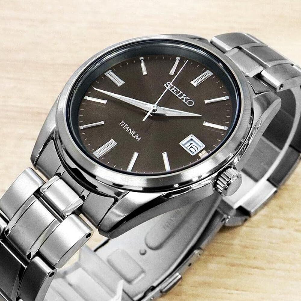 SEIKO CLASSIC TITANIUM SUR375P1 - Image 4
